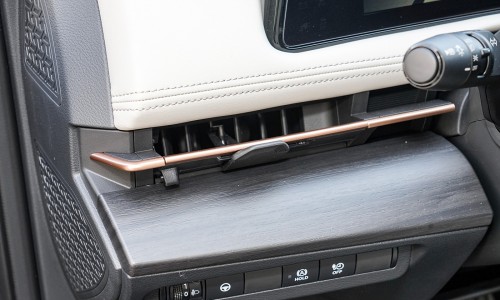 1400x0_1_q95_autohomecar__ChxknGVzIGCALeCmACtsBlupB5I882