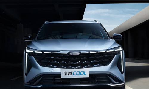 Geely Atlas (8)