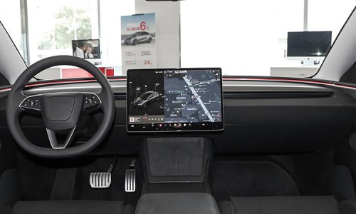 Tesla Model 3 (40)