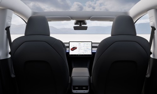 Tesla Model Y (19)
