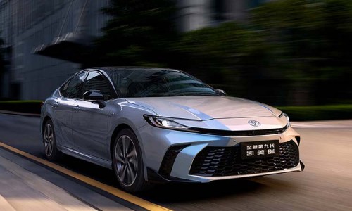 Toyota Camry (5)