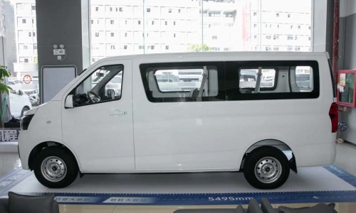 Changan Ruixing EM80 Pure Electric 7-seater Passenger Car Van Hatchback Door