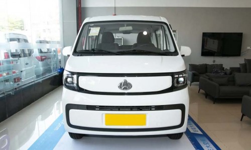 Changan Ruixing EM80 Pure Electric 7-seater Passenger Car Van Hatchback Door