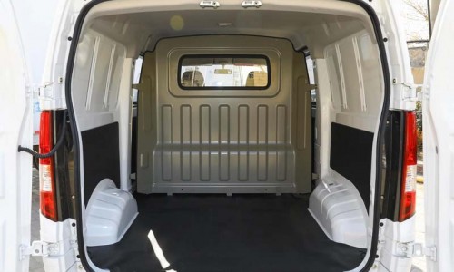 Changan Ruixing EM60 Pure Electric Cargo transportation Van mini 5-seater Passenger Car